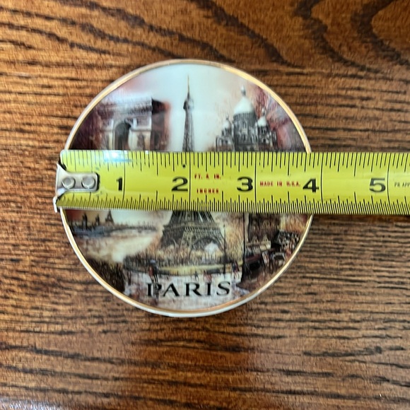 Dessapt Editions Souvenir From Paris France Collector's Plate With Stand - Picture 5 of 6
